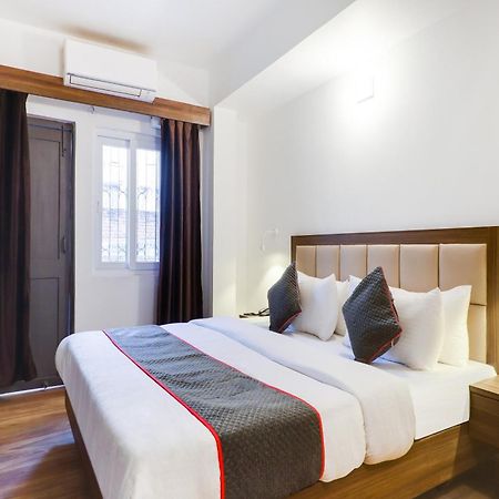 Townhouse Townhouse Clark Inn ปัฏนา ภายนอก รูปภาพ