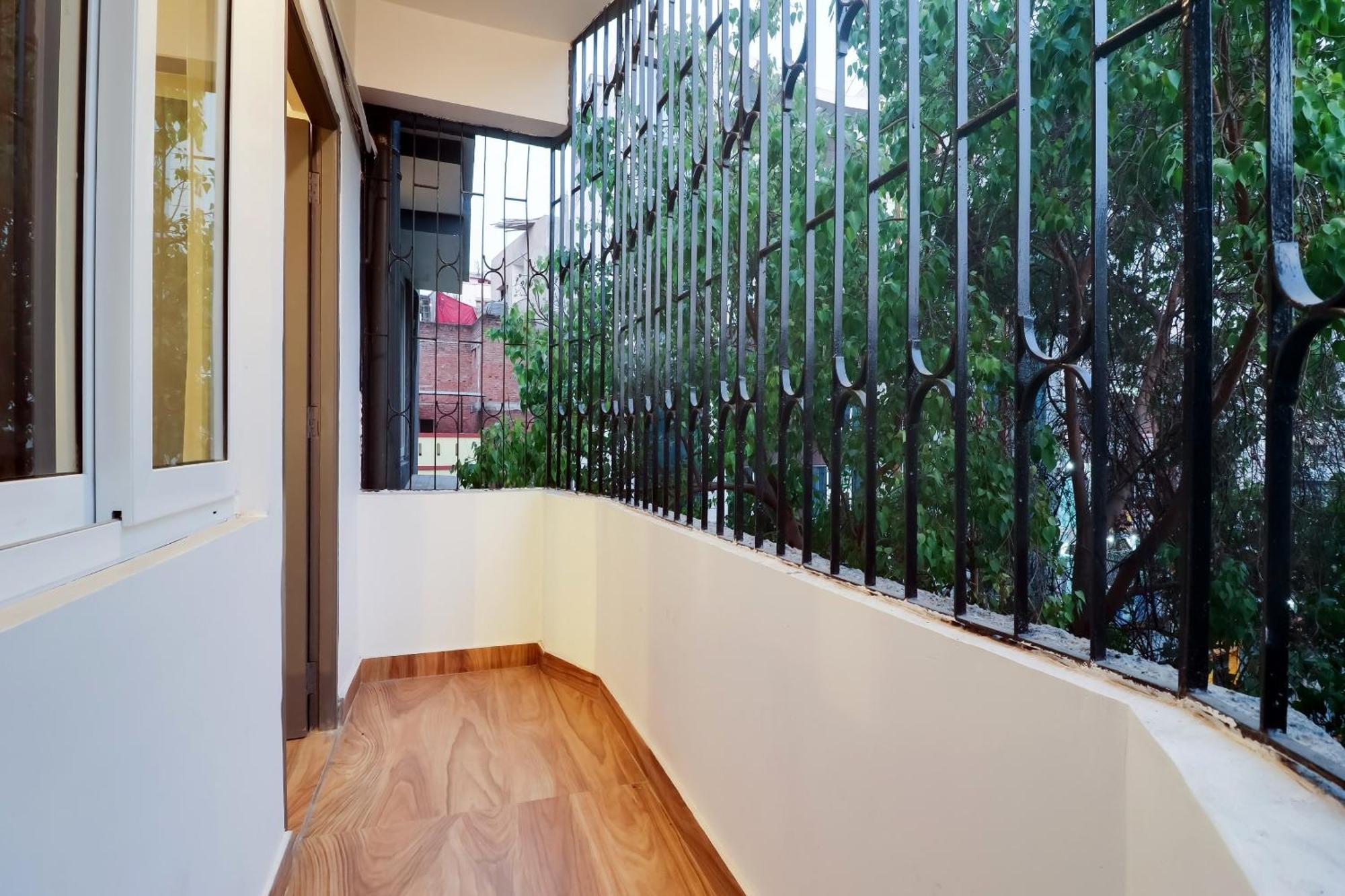 Townhouse Townhouse Clark Inn ปัฏนา ภายนอก รูปภาพ