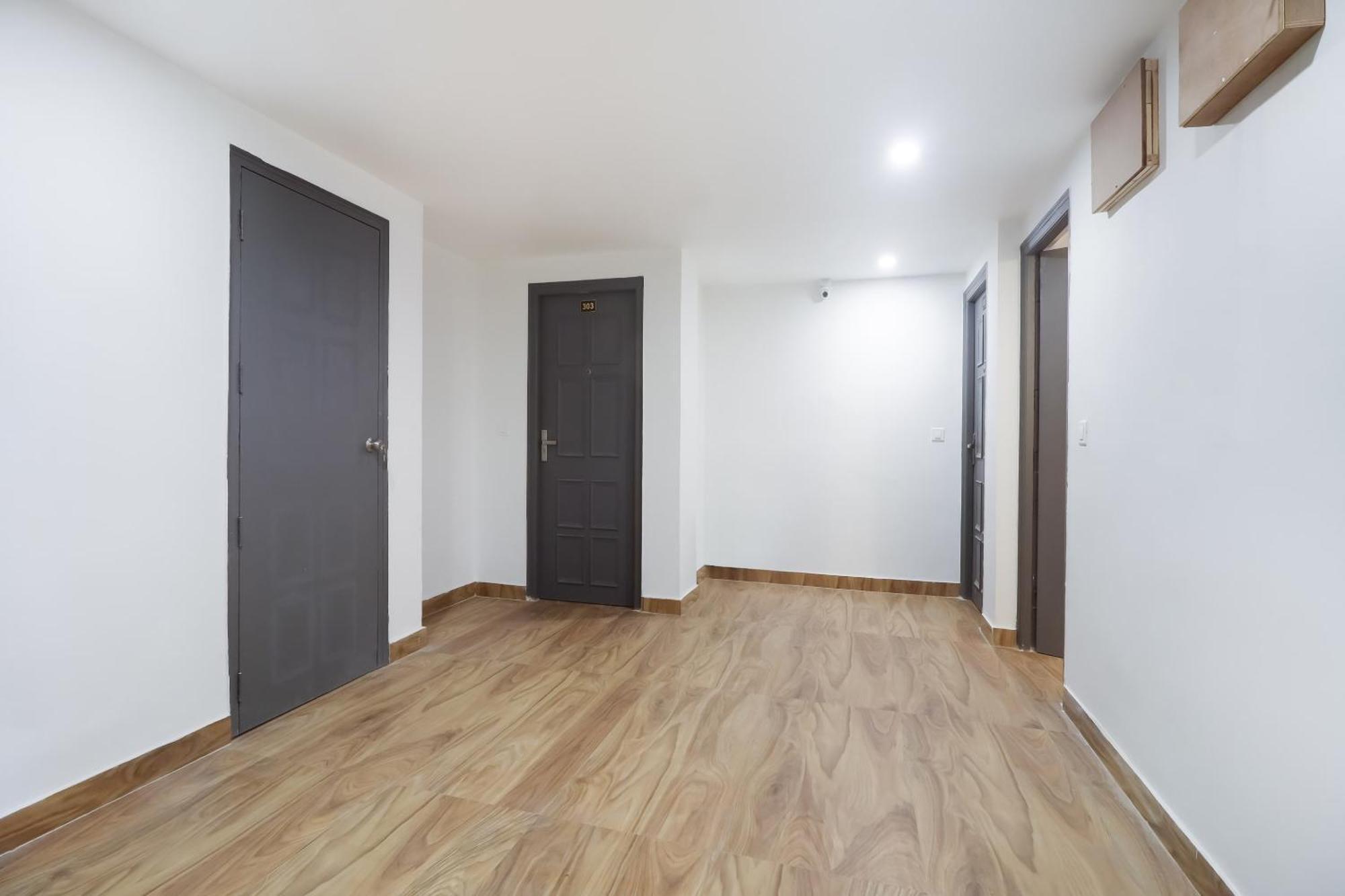 Townhouse Townhouse Clark Inn ปัฏนา ภายนอก รูปภาพ